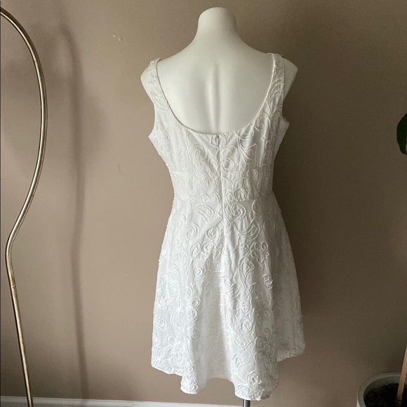 Evan Picone Women’s White Floral Cotton Sleeveless Fit And Flare Dress Size 14 - Picture 3 of 7